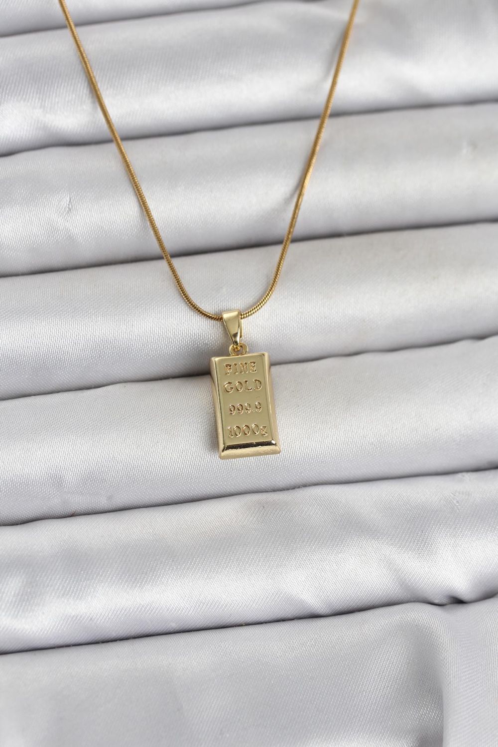 316L Çelik Zincir Gold Renk Külçe Model Kadın Kolye