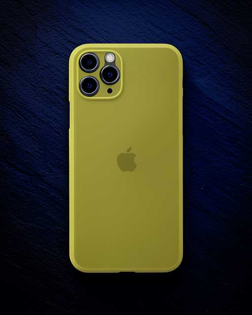 Apple İphone 11 Pro Max Kılıf Pp Ultra İnce Kapak - Sarı