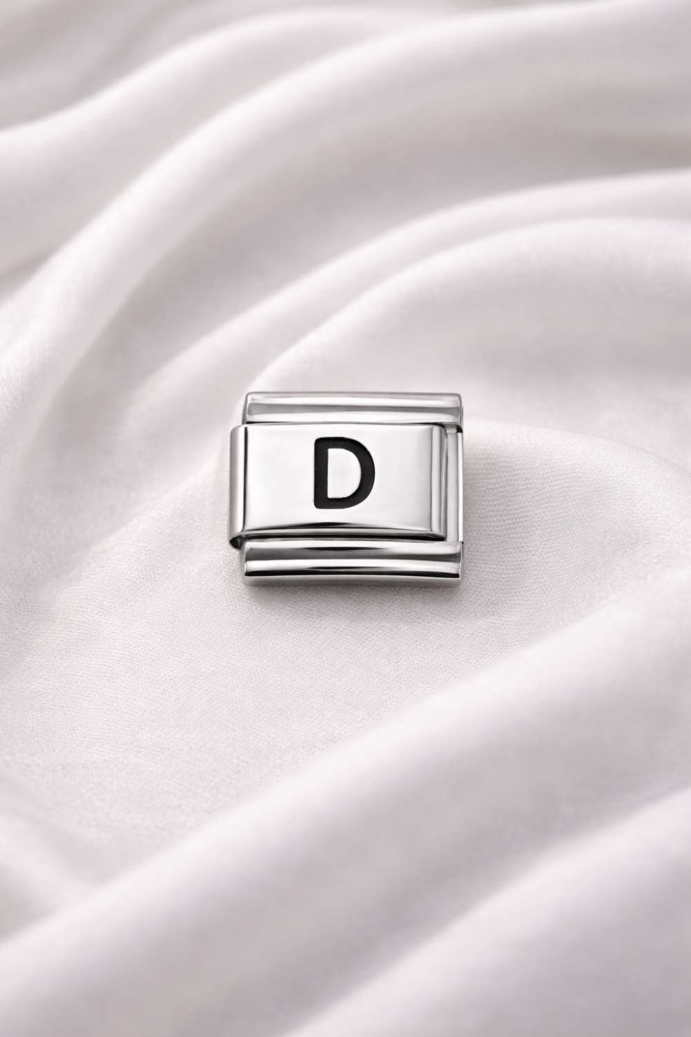 D Harfi Charm – Çelik Harfli Bileklik Aksesuarı ,Kişiye Özel Modüler Takı