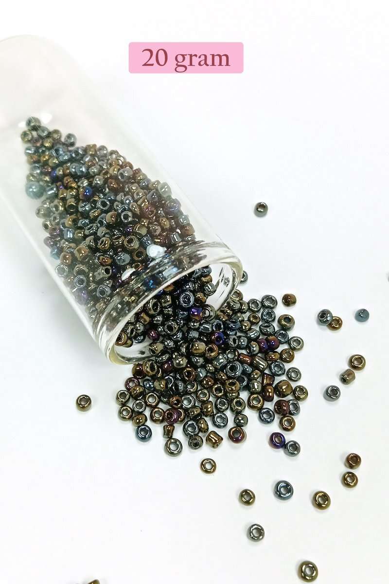 Dökme Cam Kum Boncuk (8/0) 3 mm - 20 Gram - Alacalı Renk - BNC151