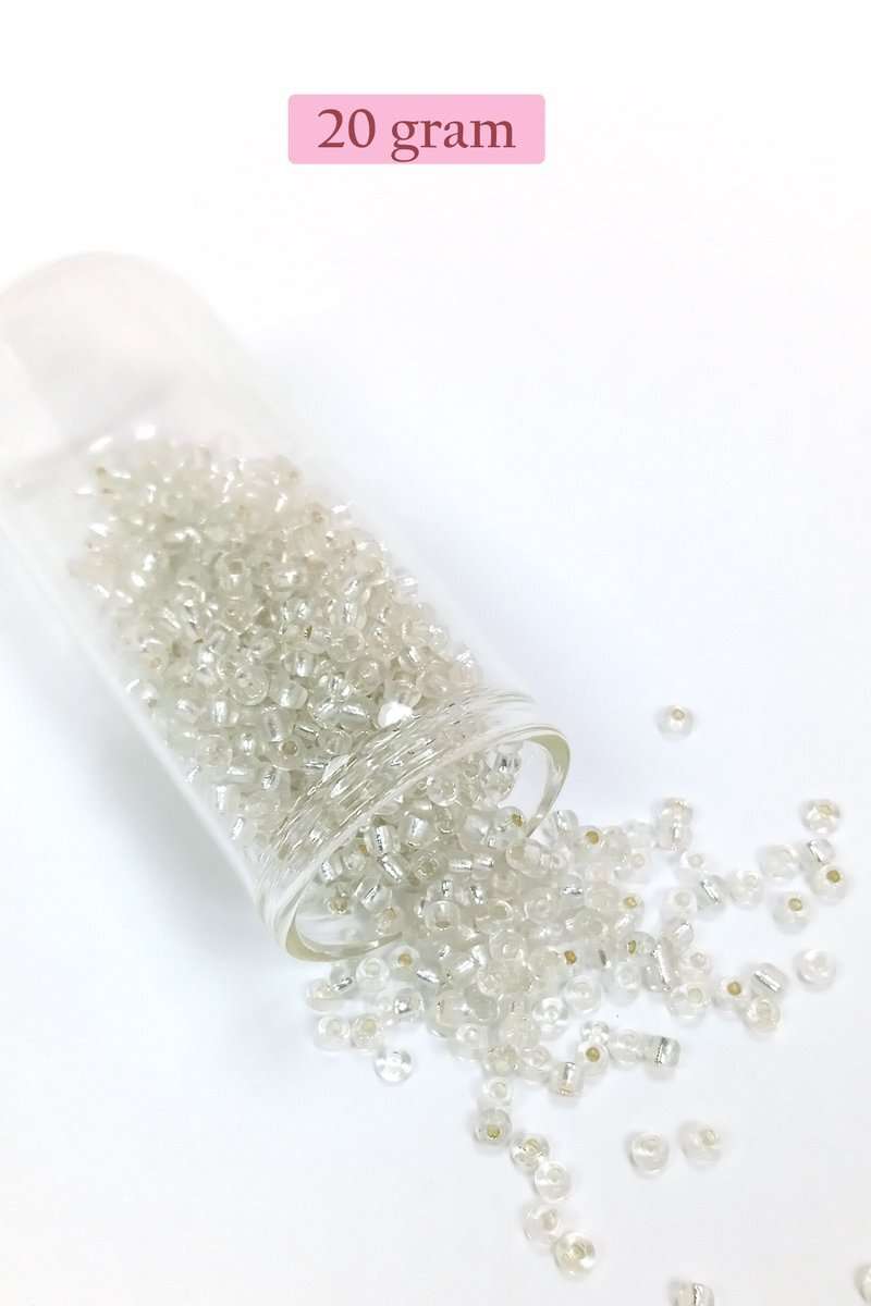 Dökme Cam Kum Boncuk (8/0) 3 mm - 20 Gram - Şeffaf Gümüş - BNC160