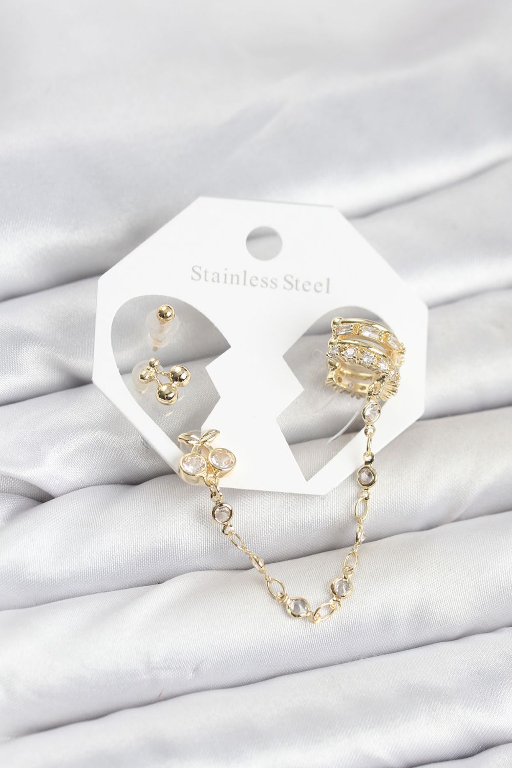 Kiraz Model Pirinç Gold Renk Zincir Bağlantılı Ear Cuff Küpe Seti
