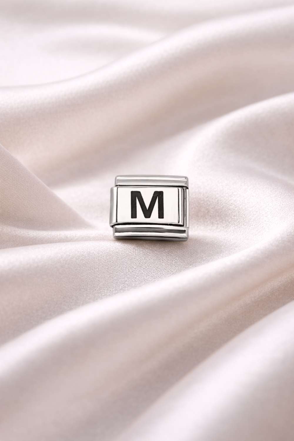 M Harf Charm | Çelik Bileklik Aksesuarı | Kişiye Özel Harf Modülü | Minimal & Şık